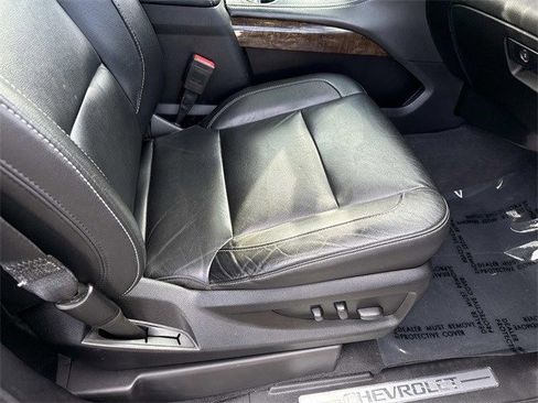 Used 2019 Chevrolet Tahoe LT w/ Luxury Package image 10