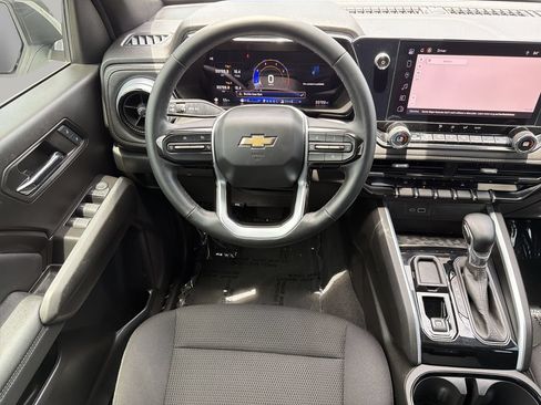Used 2024 Chevrolet Colorado LT w/ LT Convenience Package RWD image 13