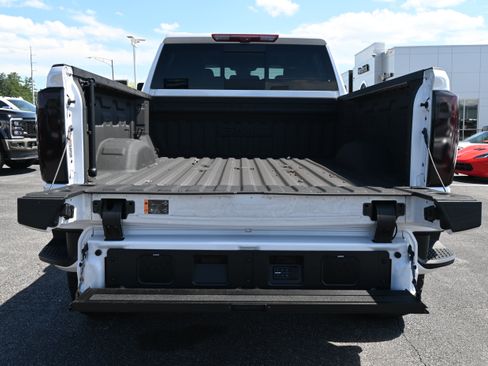 Used 2025 GMC Sierra 2500 Denali Ultimate AWD/4WD image 47