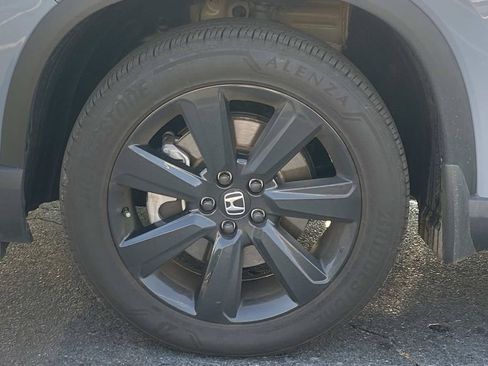 Used 2025 Honda Pilot Black Edition image 12