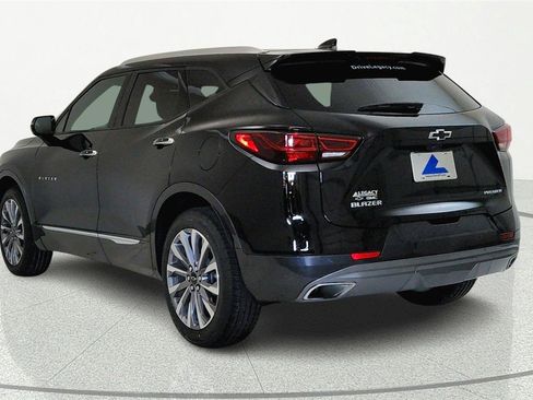 Used 2024 Chevrolet Blazer Premier w/ Driver Confidence II Package FWD image 3