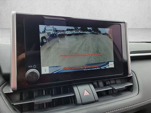 Used 2024 Toyota RAV4 XLE FWD image 24