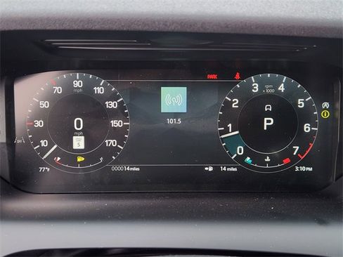 New 2026 Land Rover Discovery Sport Landmark image 11