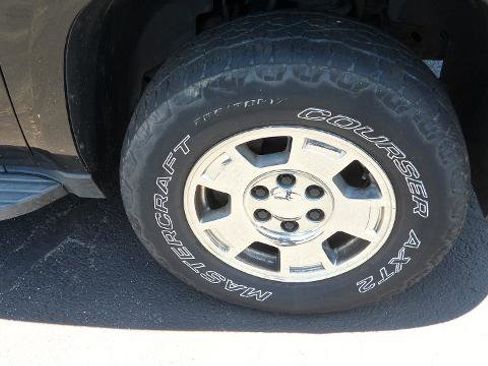 Used 2013 Chevrolet Suburban LS AWD/4WD image 6