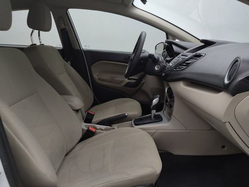 Used 2017 Ford Fiesta SE image 21