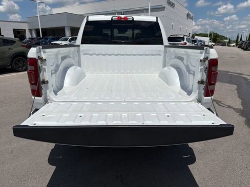 Used 2021 RAM 1500 Laramie w/ Sport Appearance Package AWD/4WD image 25