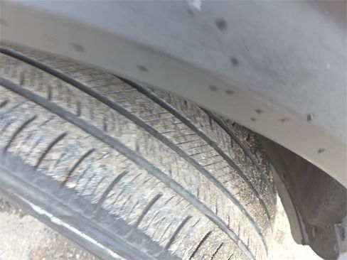 Certified 2022 Ford Explorer XLT w/ Equipment Group 202A image 14