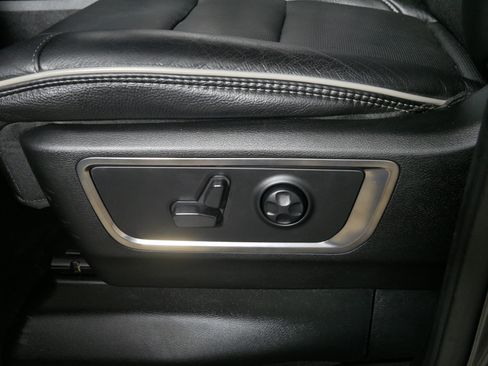Used 2019 RAM 1500 Limited AWD/4WD image 20