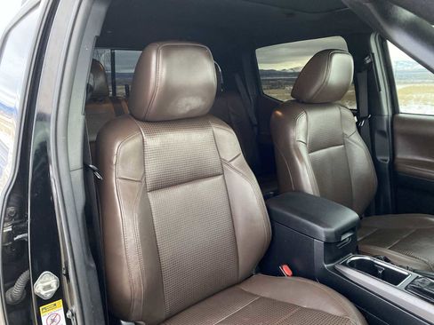 Used 2017 Toyota Tacoma Limited w/ Tow Package image 17