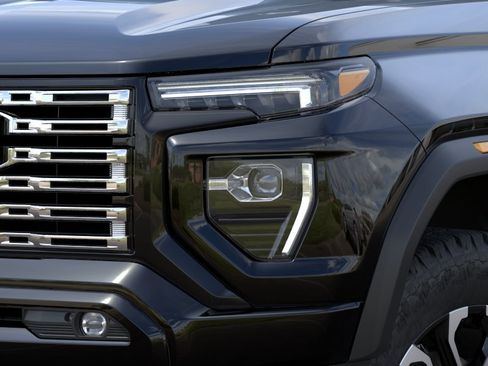 New 2026 GMC Canyon Denali w/ LPO, Black Badging Package AWD/4WD image 11