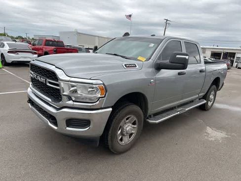 Used 2024 RAM 3500 Tradesman w/ Chrome Appearance Group image 2