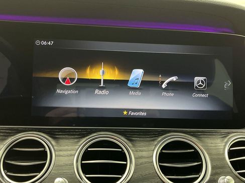 Used 2020 Mercedes-Benz E 350 4MATIC Sedan image 21