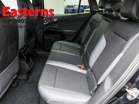 Used 2023 Volkswagen ID.4 Pro S image 18