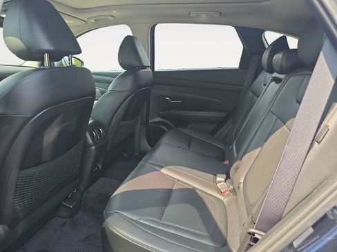 Used 2025 Hyundai Tucson Limited AWD/4WD image 19