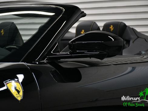 Used 2024 Ferrari Roma Spider RWD image 45