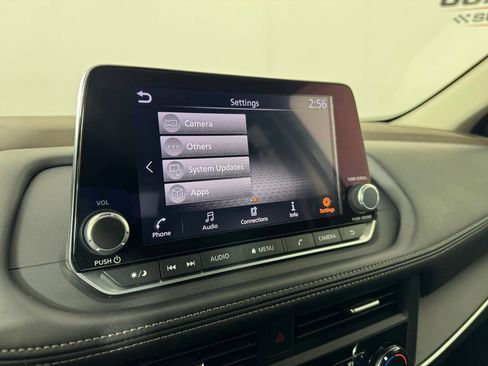 Used 2023 Nissan Rogue S FWD image 21
