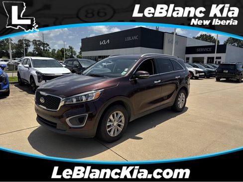 Used 2016 Kia Sorento FWD w/ LX Convenience Package image 1