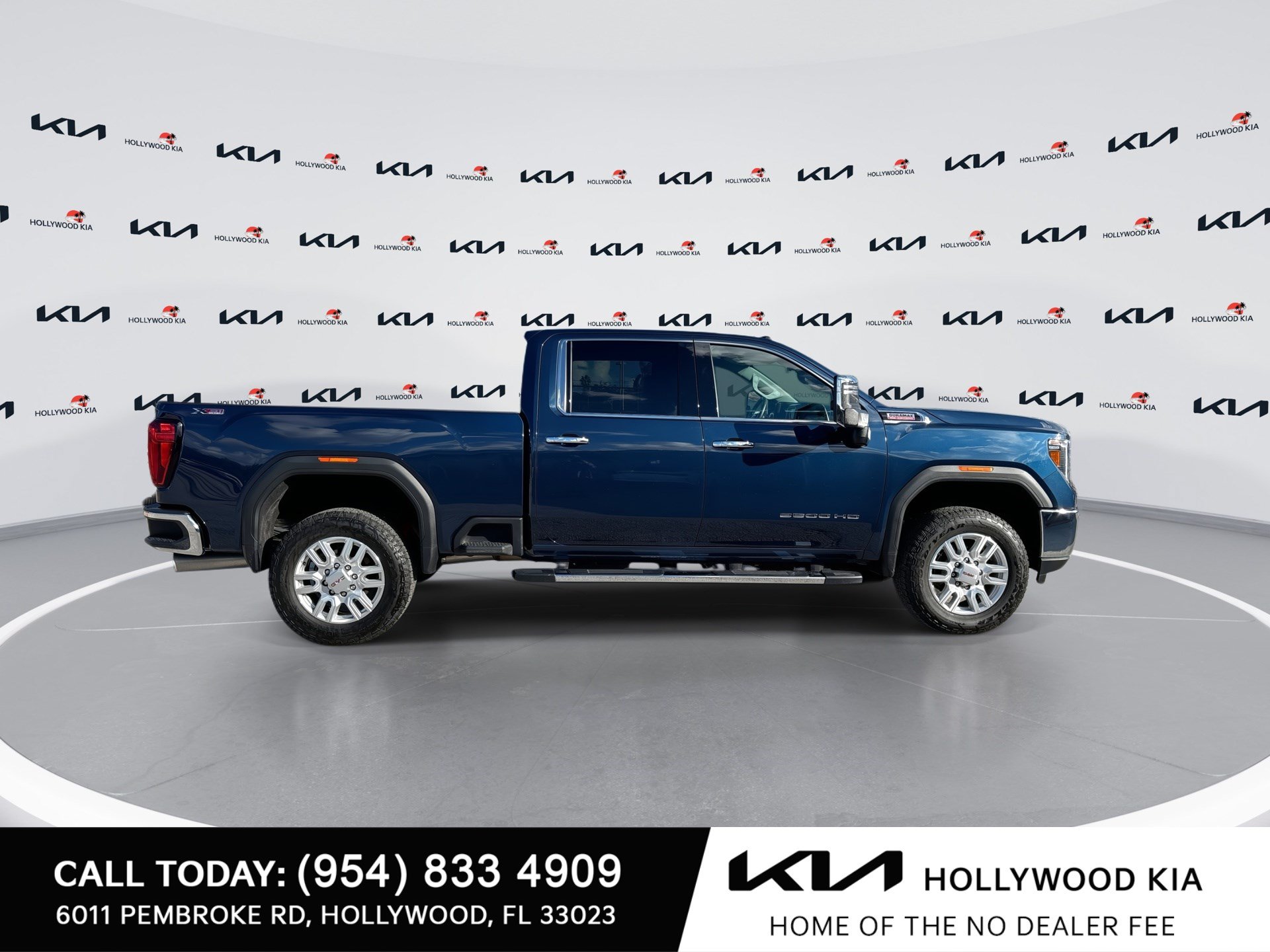 Used 2023 GMC Sierra 2500 SLT AWD/4WD image 9