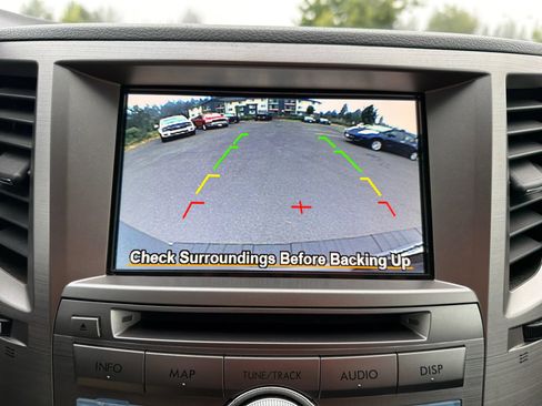 Used 2013 Subaru Outback 3.6R Limited AWD/4WD image 14