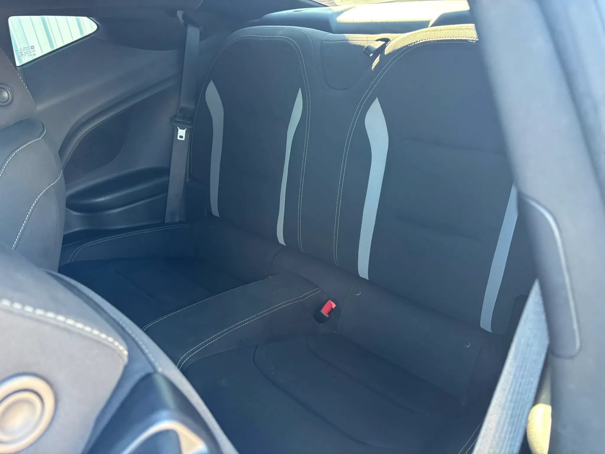 Used 2018 Chevrolet Camaro LT RWD image 15
