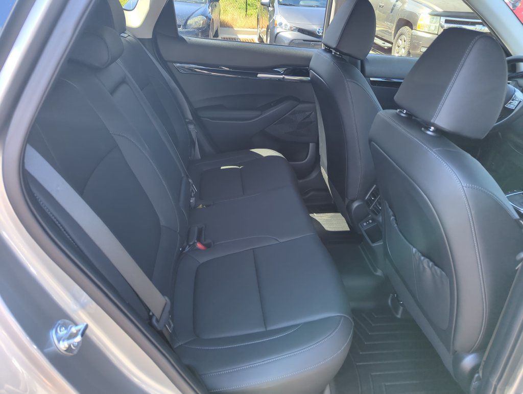 Used 2026 Kia Seltos EX FWD image 31