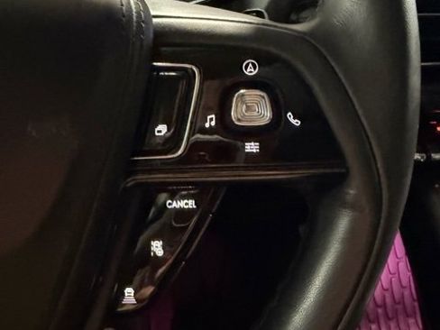 Used 2023 Lincoln Aviator Reserve w/ Equipment Group 201A image 16