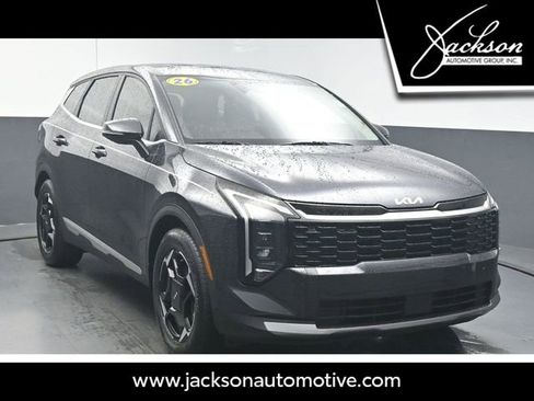 Used 2026 Kia Sportage EX FWD image 1