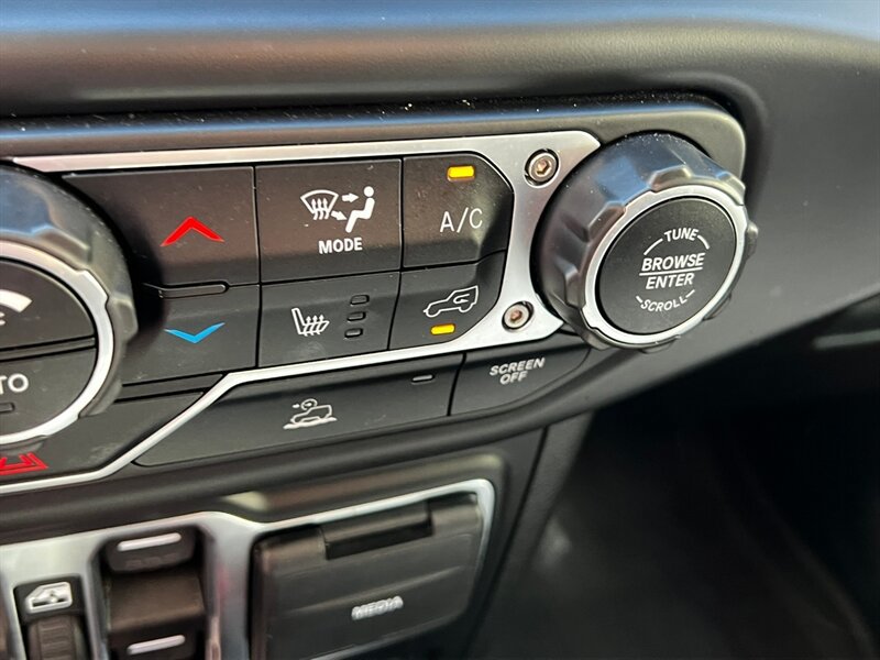 Used 2023 Jeep Wrangler Unlimited w/ Cold Weather Group AWD/4WD image 35