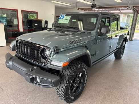 New 2026 Jeep Gladiator Sport AWD/4WD image 3