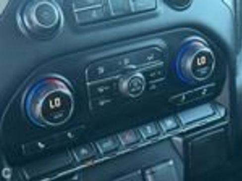 Used 2019 Chevrolet Silverado 1500 LT w/ All-Star Edition image 11