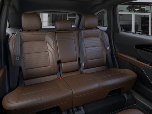 New 2026 Lincoln Nautilus Reserve w/ Jet Appearance Package image 11