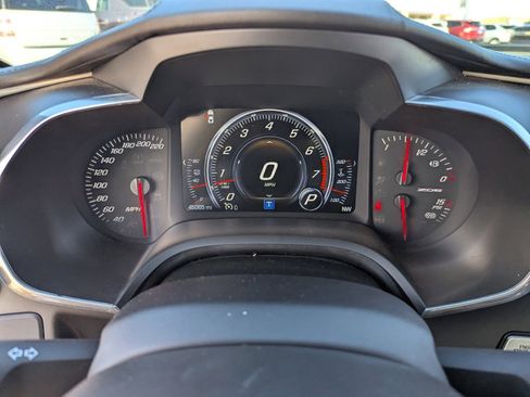 Used 2016 Chevrolet Corvette Z06 w/ 3LZ Preferred Equipment Group image 32