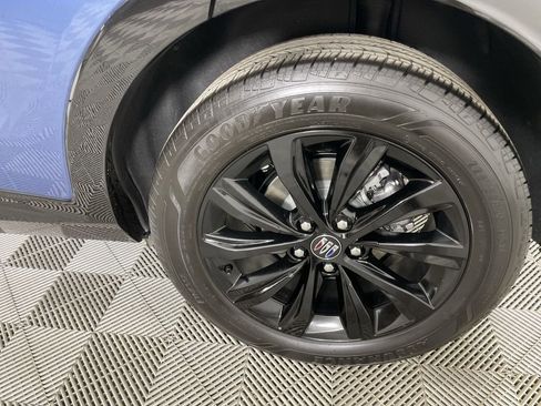 Used 2025 Buick Envista Sport Touring w/ Convenience II Package image 31