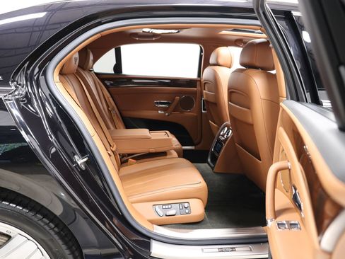 Used 2014 Bentley Flying Spur W12 AWD/4WD image 64