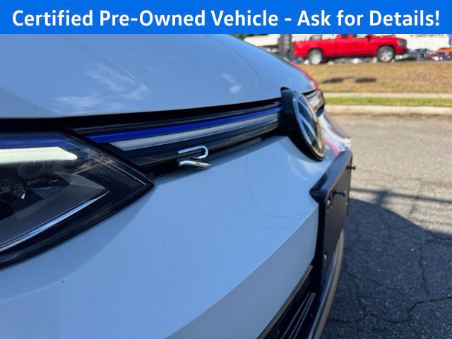 Used 2023 Volkswagen Golf R AWD/4WD image 27