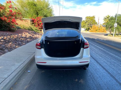 Used 2019 Ford Fusion SE image 6