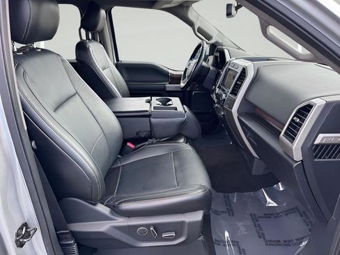 Used 2017 Ford F150 Lariat image 28