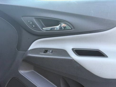 Certified 2024 Chevrolet Equinox LS w/ Driver Confidence II Package FWD image 17