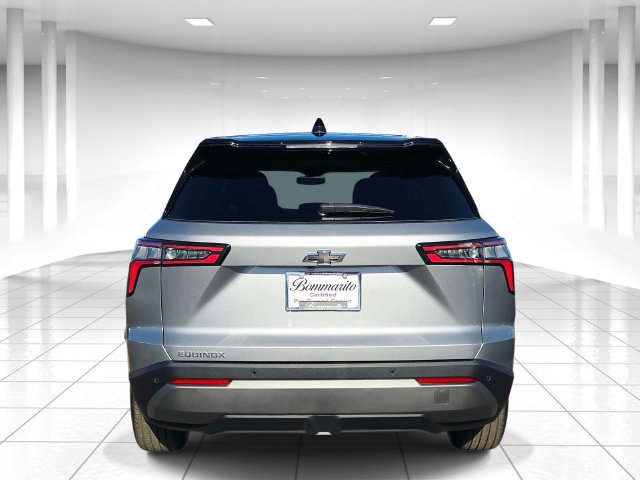Used 2026 Chevrolet Equinox LT FWD image 4