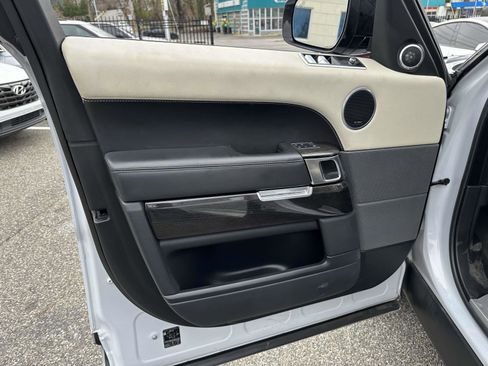 Used 2019 Land Rover Range Rover Sport Autobiography image 11