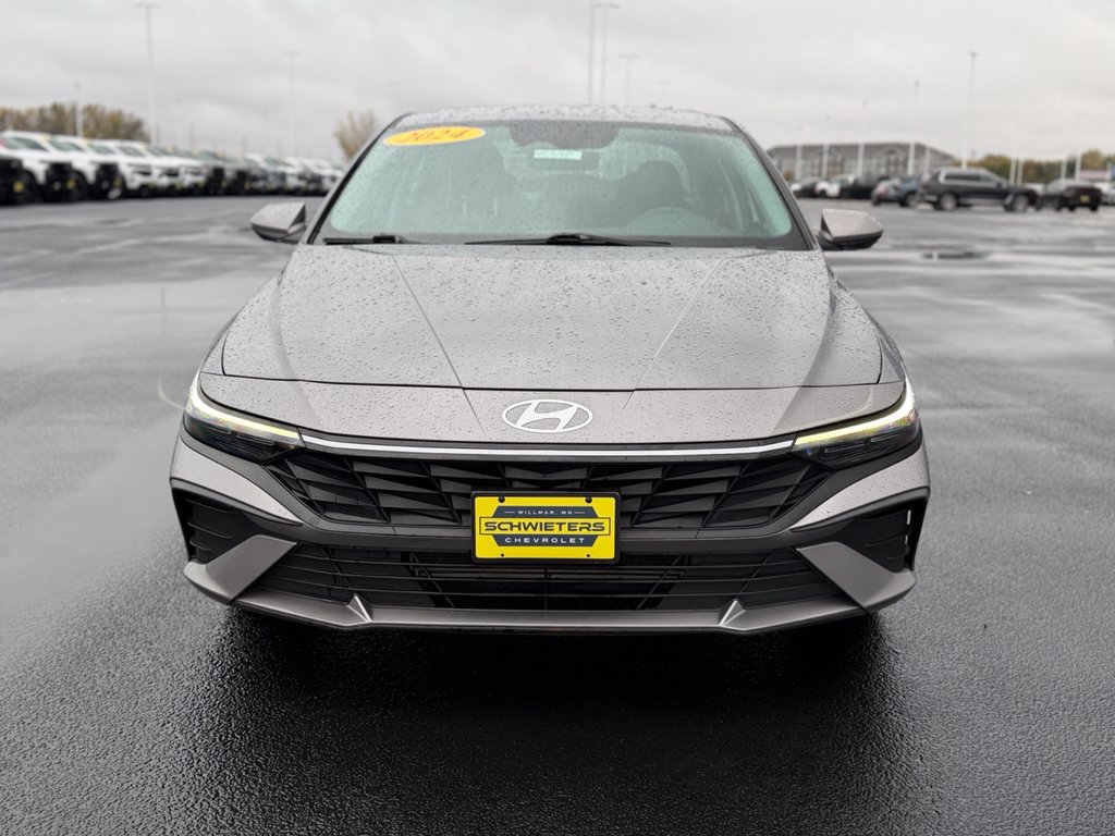Used 2024 Hyundai Elantra SEL FWD image 2
