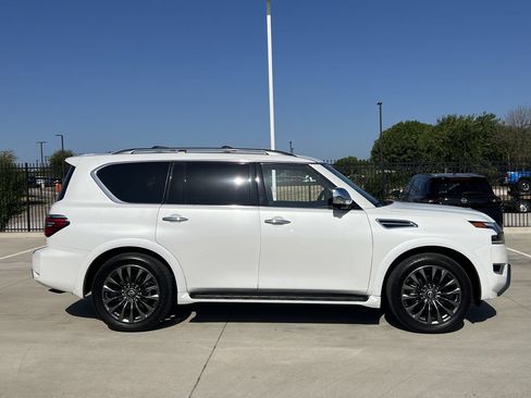 Used 2024 Nissan Armada Platinum w/ Cargo Package RWD image 3