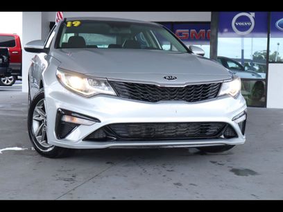 Used 2019 Kia Optima LX