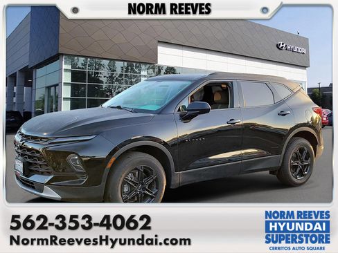 Used 2023 Chevrolet Blazer LT w/ Midnight/Sport Edition FWD image 1