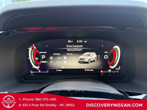 New 2026 Nissan Pathfinder Platinum AWD/4WD image 25
