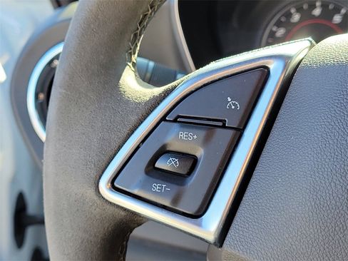 Used 2019 Chevrolet Camaro LT w/ 1LE Track Performance Package image 27