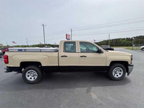 Used 2015 Chevrolet Silverado 1500 W/T w/ Chrome Bumper Package image 8