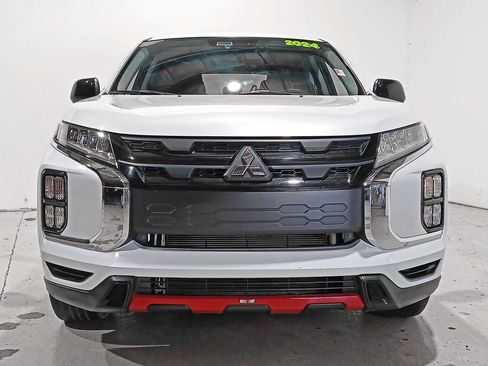 Used 2024 Mitsubishi Outlander Sport AWD image 2