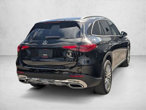 New 2026 Mercedes-Benz GLC 300 image 2