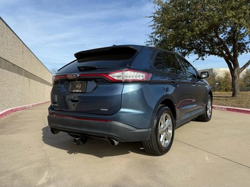 Used 2018 Ford Edge SE image 5